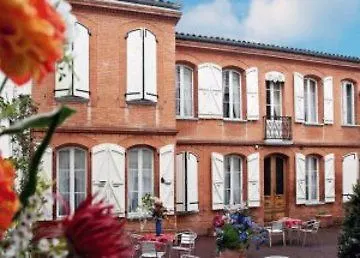 Otel Riquet